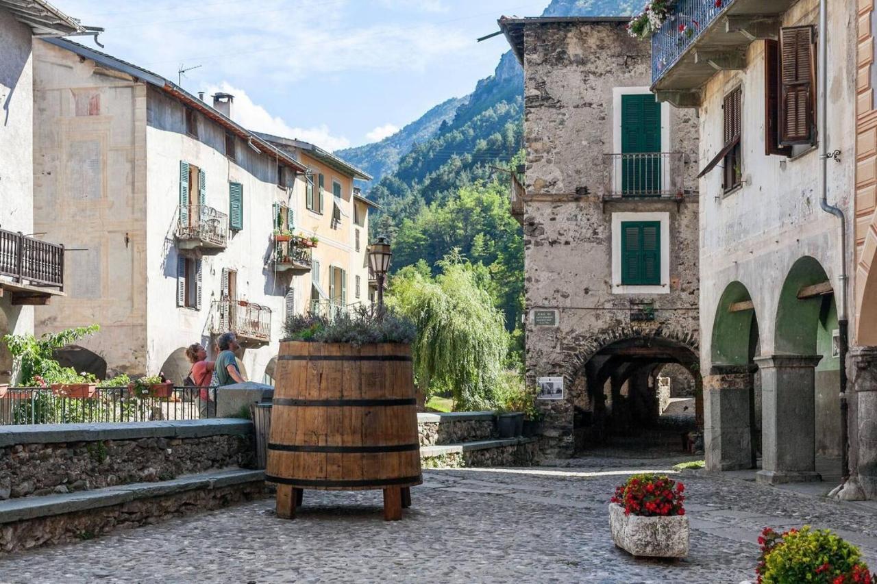 Sunny 1-Bed Apartment In Lovely Mountain Village La Brigue Luaran gambar