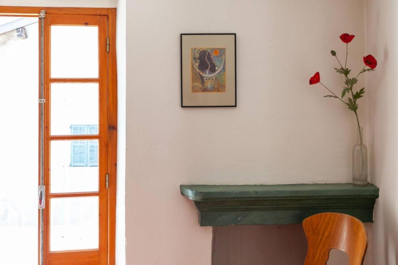 Sunny 1-Bed Apartment In Lovely Mountain Village La Brigue Luaran gambar